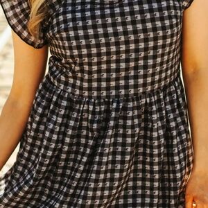 Black and White Checkered Dress Mustang MOVES